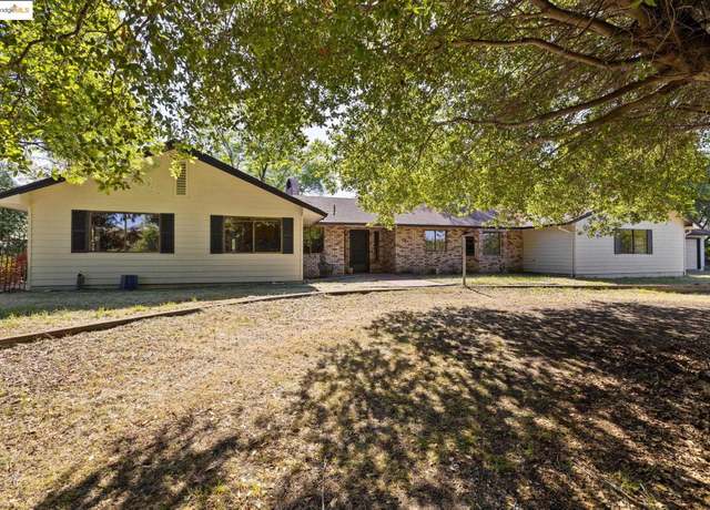 Property at 17822 Old Wards Ferry Rd, Sonora, CA 95370, 2 beds, 2.5 baths