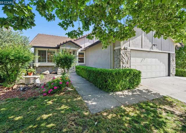 Property at 1612 Putnam St, Antioch, CA 94509, 3 beds, 2 baths