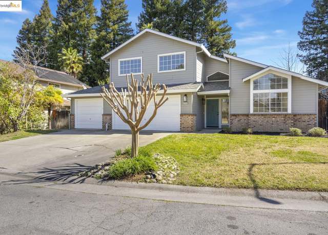 Property at 4128 Briarhollow Ct, Fair Oaks, CA 95628, 3 beds, 2.5 baths