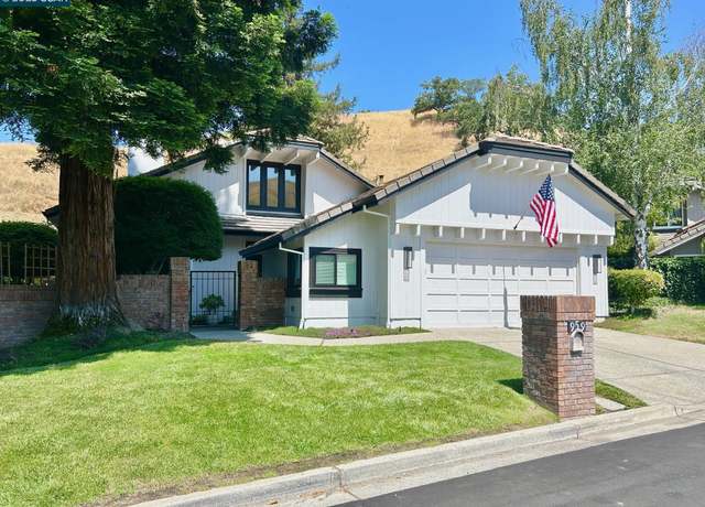 Property at 959 Redwood Dr, Danville, CA 94506, 4 beds, 3.5 baths