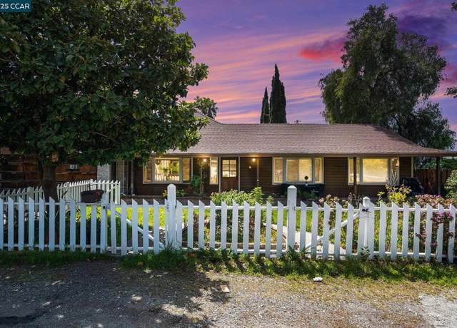 Property at 5224 Concord Blvd, Concord, CA 94521, 4 beds, 2 baths