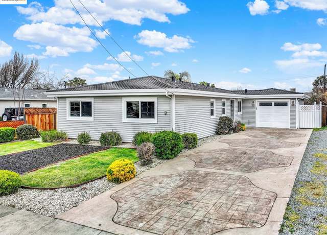 Property at 1925 Crestwood Dr, Antioch, CA 94509, 3 beds, 2 baths
