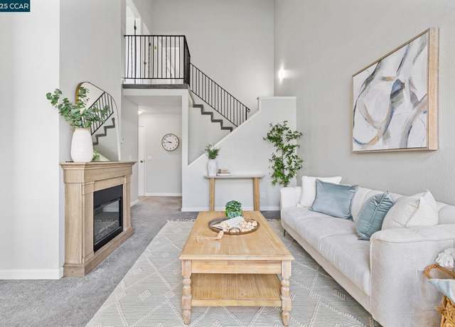 Property at 6452 Meadow Pines Ave, Rohnert Park, CA 94928, 2 beds, 1.5 baths