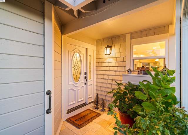 Property at 711 Glen Eagle Ct, Danville, CA 94526, 2 beds, 2 baths