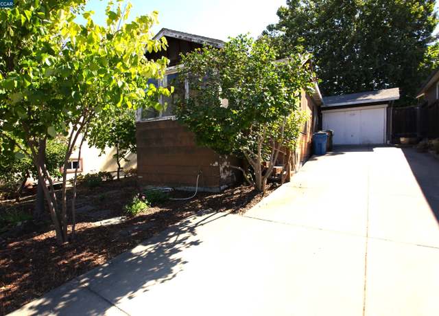 Property at 2136 Monterey Ave, Martinez, CA 94553, 2 beds, 1 bath