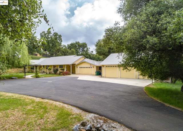 Property at 22979 Parrotts Ferry Rd, Columbia, CA 95310, 4 beds, 3.5 baths
