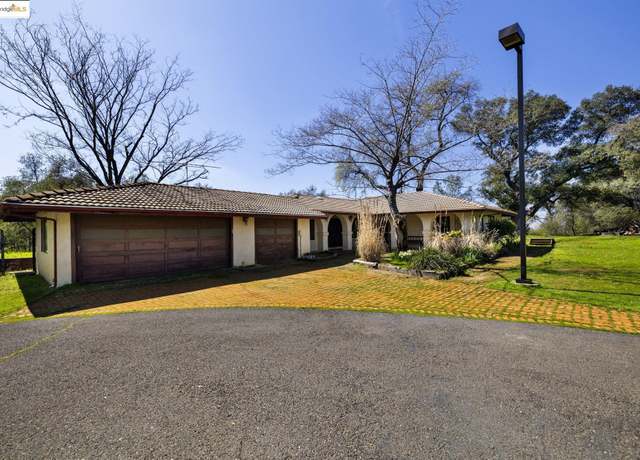 Property at 23298 Columbia Springs Ln, Columbia, CA 95310, 3 beds, 2 baths