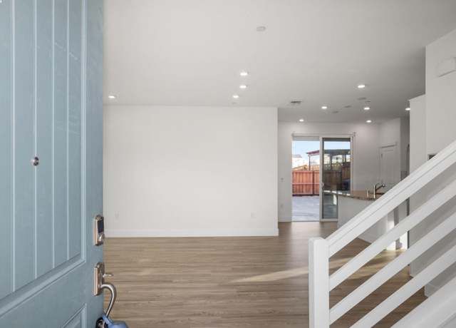 Property at 251 E Wrigleys Ave, Mountain House, CA 95391, 4 beds, 3.5 baths