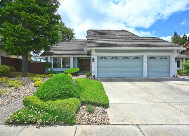 Property at 6525 Bellhurst Ln, Castro Valley, CA 94552, 4 beds, 3 baths