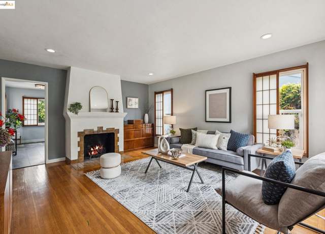 Property at 2416 Valley St, Berkeley, CA 94702, 2 beds, 1 bath