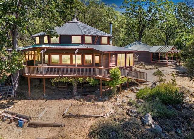 Property at 22028 Montgomery, Sonora, CA 95370, 4 beds, 3.5 baths