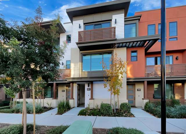 Property at 15021 Briggs Ct, Los Gatos, CA 95032, 2 beds, 2.5 baths
