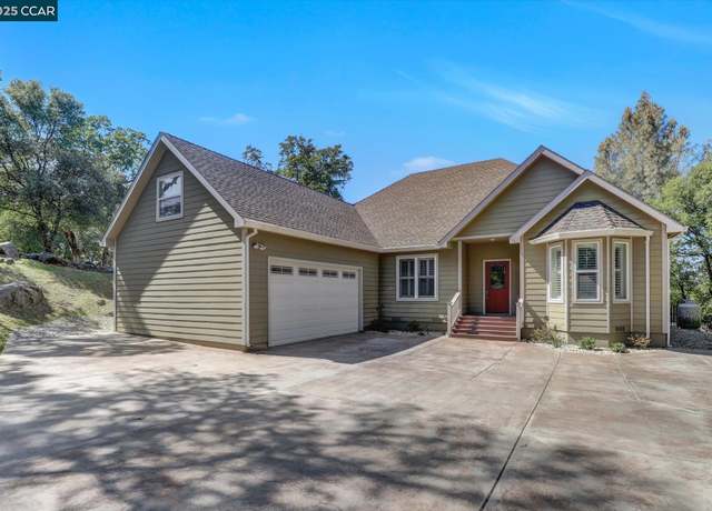 Property at 14058 Sun Forest Dr, Penn Valley, CA 95946, 3 beds, 2 baths