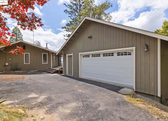 Property at 17215 Mt. Everest Ct, Sonora, CA 95370, 3 beds, 2 baths