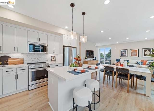 Property at 27260 Cosmo #15, Hayward, CA 94541, 3 beds, 3.5 baths