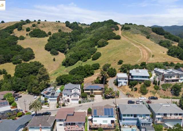 Property at 11718 Cranford Way, Oakland, CA 94605, 4 beds, 3 baths