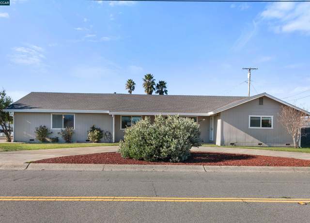 Property at 2850 Goodwater Ave, Redding, CA 96002, 5 beds, 3 baths