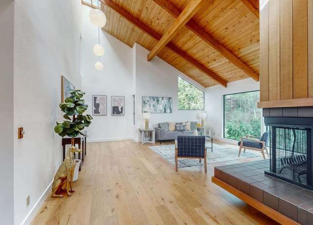 Property at 6425 Zinn Dr, Oakland, CA 94611, 4 beds, 2.5 baths