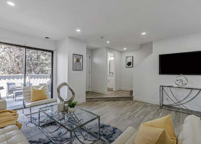 Property at 155 Monte Villa Ct, Campbell, CA 95008, 2 beds, 2.5 baths