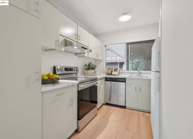 Property at 2601 College Ave #205, Berkeley, CA 94704, 2 beds, 1 bath