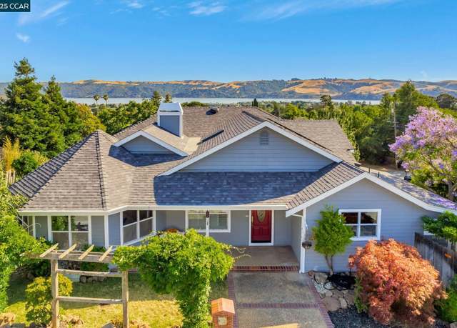 Property at 300 Saint Augustine Ct, Benicia, CA 94510, 4 beds, 3 baths