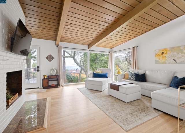 Property at 256 Fairlawn Dr, Berkeley, CA 94708, 2 beds, 1 bath