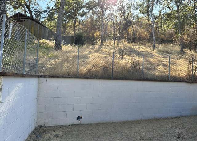 Property at 13321 Arrowhead Rd, Clearlake, CA 95422