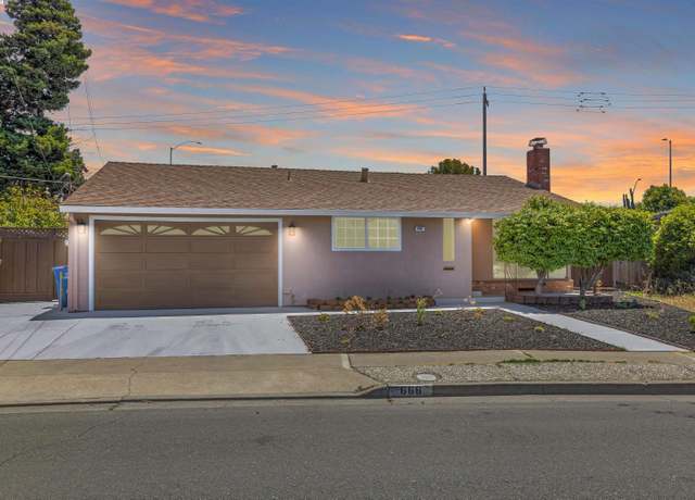 Property at 666 Bluefield Ln, Hayward, CA 94541, 3 beds, 2 baths