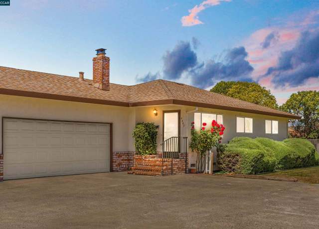 Property at 4045 Hoen Ave, Santa Rosa, CA 95405, 5 beds, 3 baths