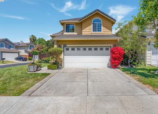 Property at 5373 Shamrock Cmn, Fremont, CA 94555, 4 beds, 2.5 baths