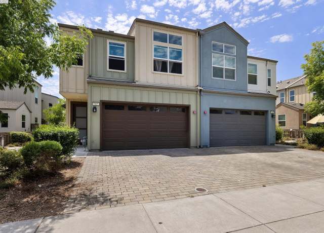 Property at 517 Boyd St, Santa Rosa, CA 95407, 4 beds, 2.5 baths