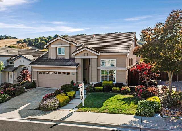 Property at 8026 Canyon Creek Cir, Pleasanton, CA 94588, 4 beds, 2.5 baths