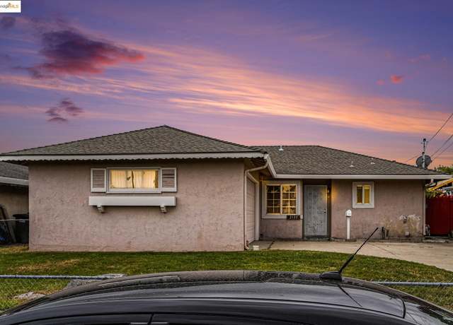 Property at 2135 Marsh Ave, Pittsburg, CA 94565, 3 beds, 1.5 baths