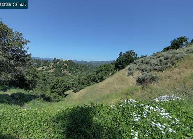 Property at 1268 Skycrest Dr #8, Walnut Creek, CA 94595, 2 beds, 2 baths