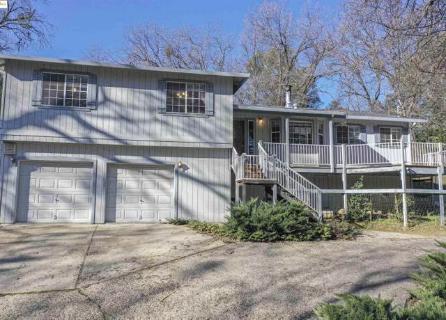 Property at 21338 Green Meadow Ln, Sonora, CA 95370, 3 beds, 2 baths