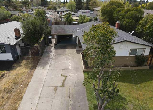 Property at 1903 Queens Rd, Concord, CA 94519, 4 beds, 3 baths