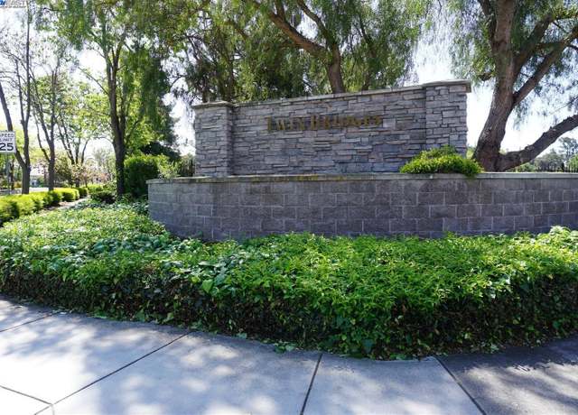 Property at 30278 Willowbrook Rd, Hayward, CA 94544, 5 beds, 3.5 baths
