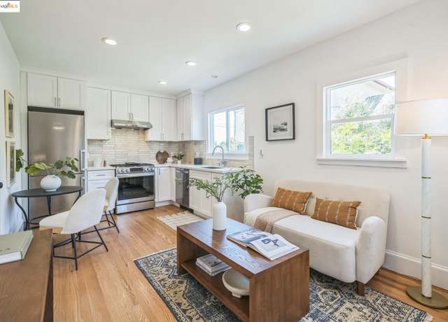 Property at 1515B Derby St, Berkeley, CA 94703, 2 beds, 1 bath