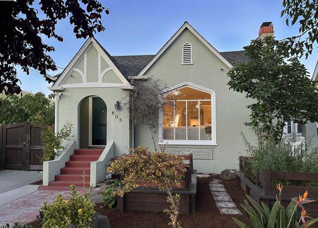 Property at 803 Evelyn Ave, Albany, CA 94706, 3 beds, 2 baths