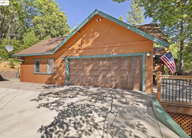 Property at 17355 High Grade Ln, Sonora, CA 95370, 4 beds, 4.5 baths