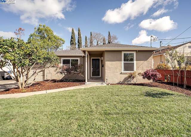 Property at 338 Orchard Ave, Sunnyvale, CA 94085, 3 beds, 2 baths