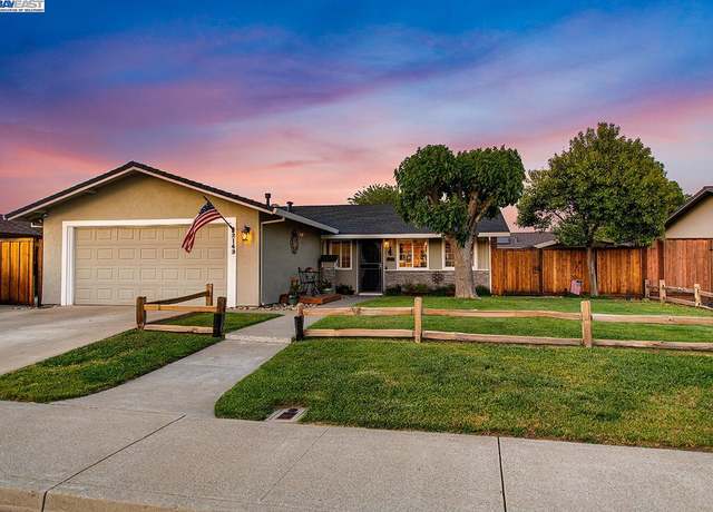 Property at 2149 Percheron Rd, Livermore, CA 94551, 3 beds, 2 baths