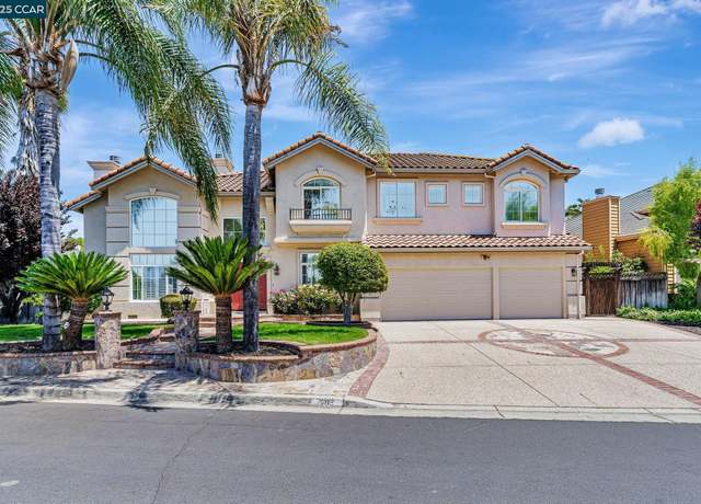 Property at 782 Ygnacio Woods Ct, Concord, CA 94518, 5 beds, 3 baths