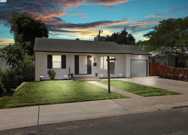Property at 555 E Atlee St, Stockton, CA 95204, 3 beds, 1 bath