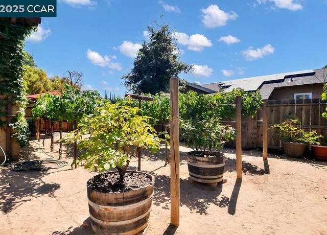 Property at 1050 Woodglen, Oakley, CA 94561, 4 beds, 3 baths