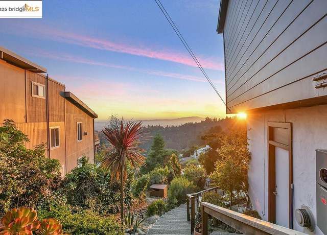 Property at 7315 Skyline Blvd, Oakland, CA 94611, 3 beds, 2.5 baths