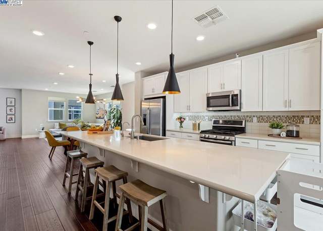 Property at 4023 Clare St, Dublin, CA 94568, 4 beds, 3.5 baths