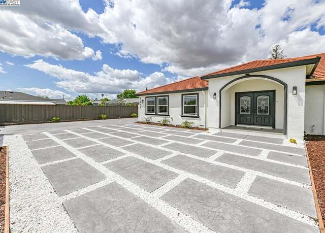 Property at 3370 Gardella Plz, Livermore, CA 94551, 5 beds, 3 baths