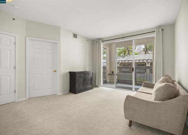 Property at 1840 Tice Creek Dr #2108, Walnut Creek, CA 94595, 1 bed, 1 bath
