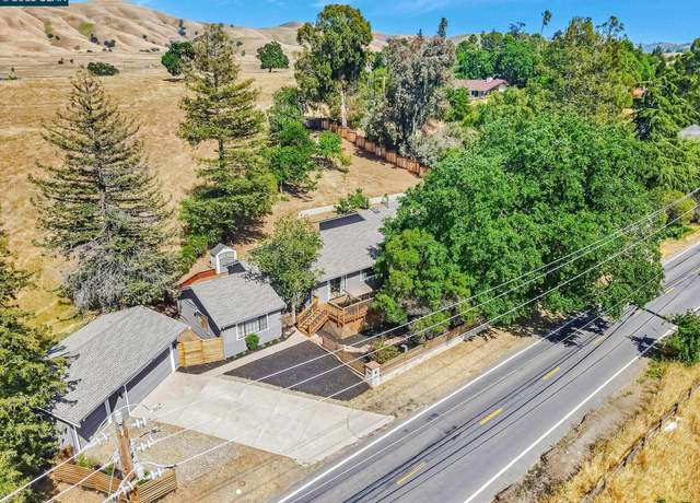 Property at 4701 Myrtle Dr, Concord, CA 94521, 4 beds, 2.5 baths